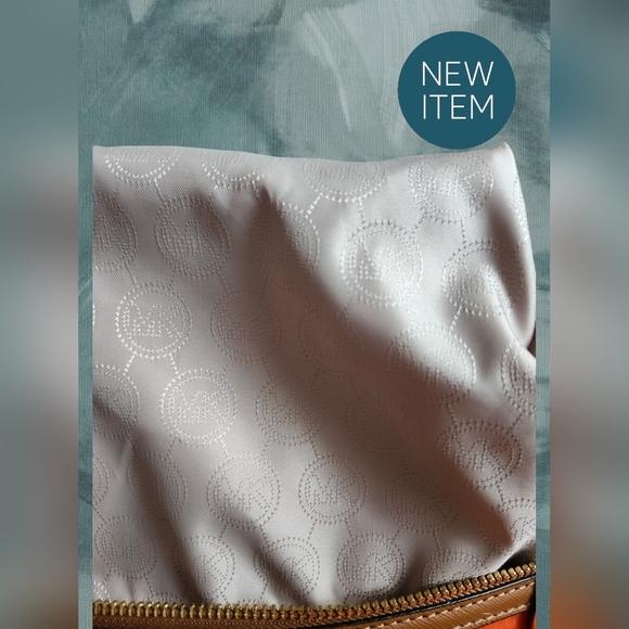 MICHAEL KORS CROSSBODY BAG W/ CANVAS STRAP NO CALLOUTS 🍊EUC - Picture 6 of 9